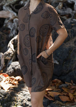 Load image into Gallery viewer, ʻOpihi Aloha Shirt Dress
